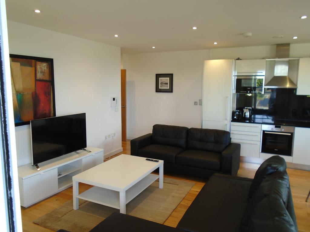 East Croydon Apartments - Just 3 Mins Walk To East Croydon Station Εξωτερικό φωτογραφία