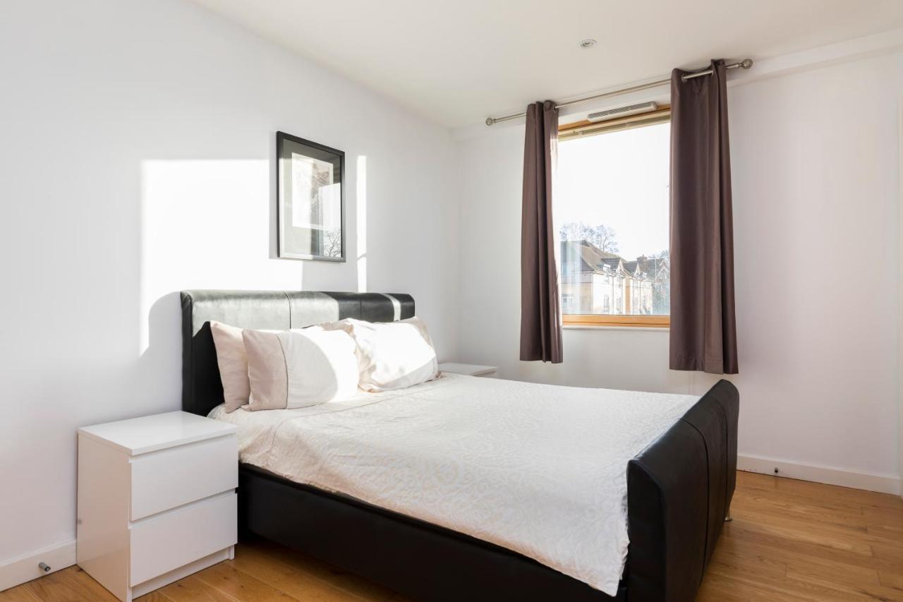 East Croydon Apartments - Just 3 Mins Walk To East Croydon Station Εξωτερικό φωτογραφία